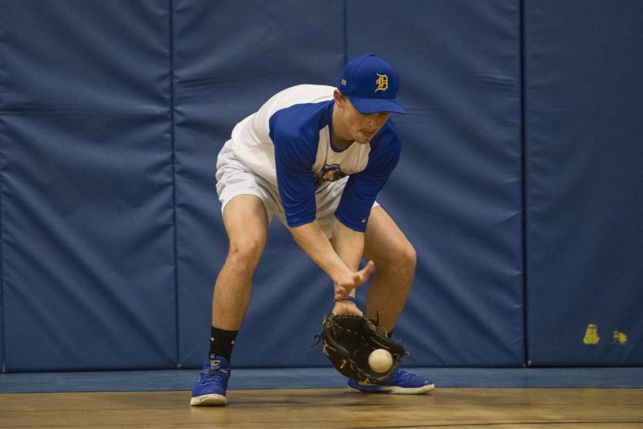 gtr-derrybaseball001-031118 gtr-derrybaseball001-031118