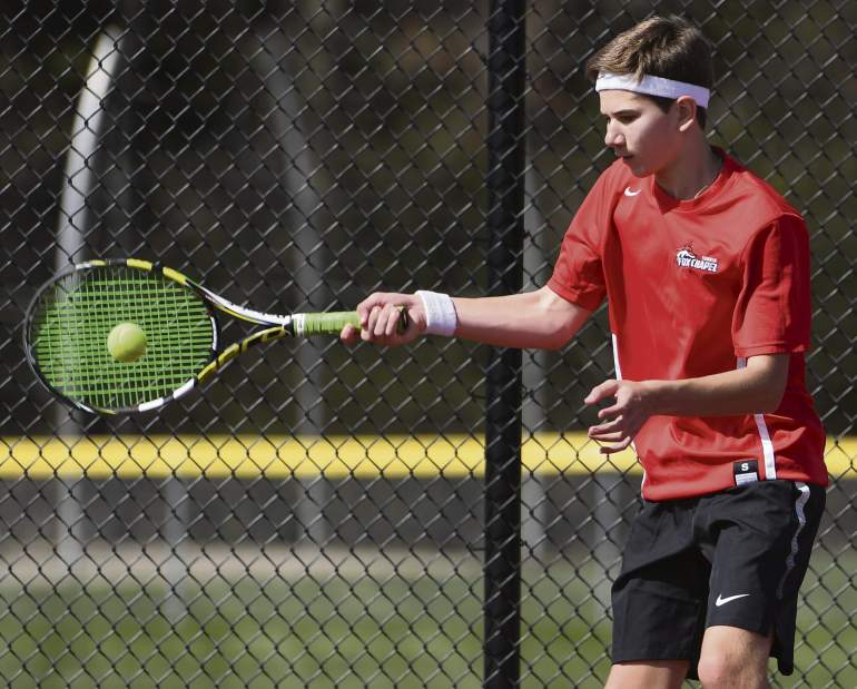 vnd-foxtennis05-042418 vnd-foxtennis05-042418