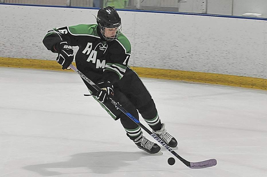 443006_pcj-PRhockey06-112218 443006_pcj-PRhockey06-112218