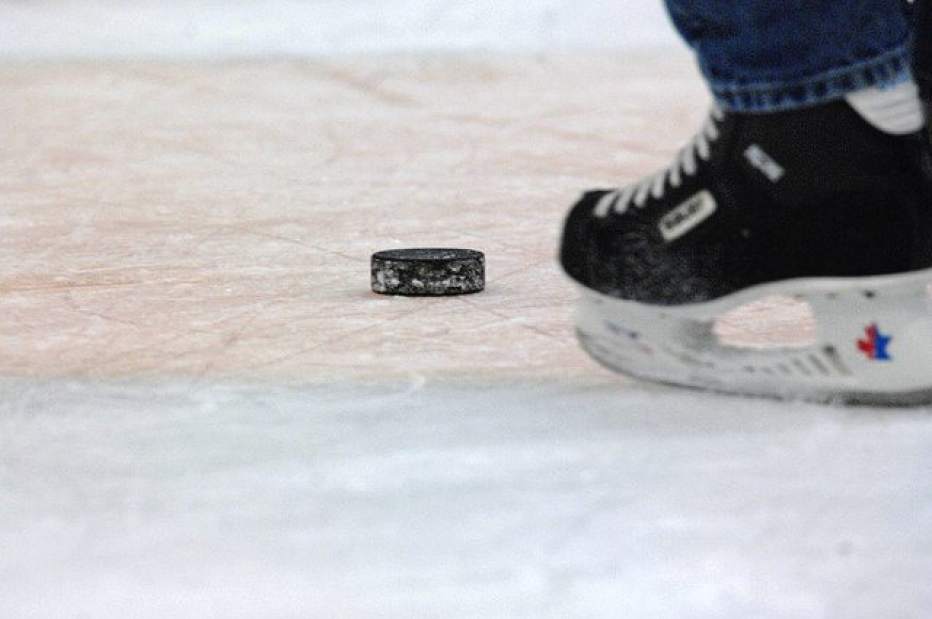 479531_ptr-Hockeystock1 479531_ptr-Hockeystock1