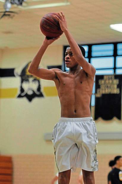 482391_vnd-Valleybbb05-120418 482391_vnd-Valleybbb05-120418