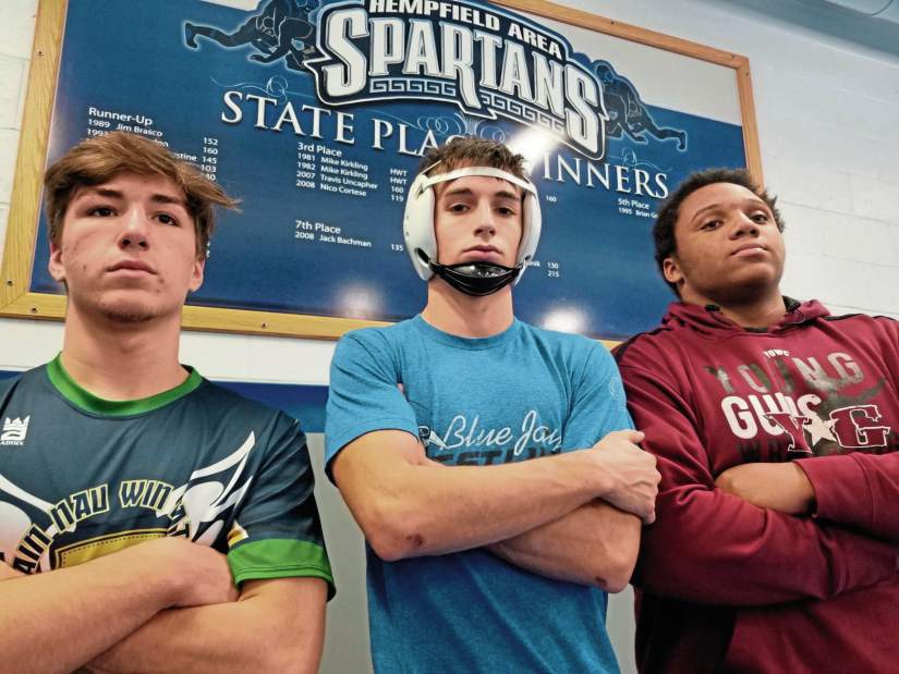 506626_gtr-Hempwrestle1-120518 506626_gtr-Hempwrestle1-120518