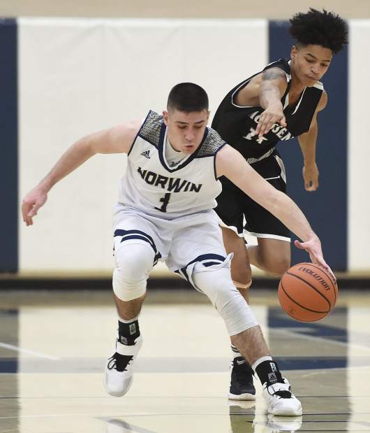 530190_GTR-HSroundup03-121218