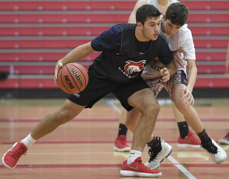 547690_VND-FoxBoys09-112418