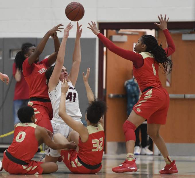 622454_ptr-PHOCgirls10-011119 622454_ptr-PHOCgirls10-011119