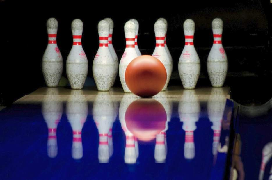 743795_Bowlingstock1 743795_Bowlingstock1