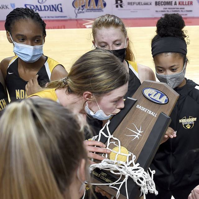 3661514_web1_PTR-6Agirlsgamer04-032721