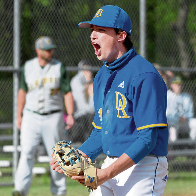 3820258_web1_vnd-DerryDLbase01-051221