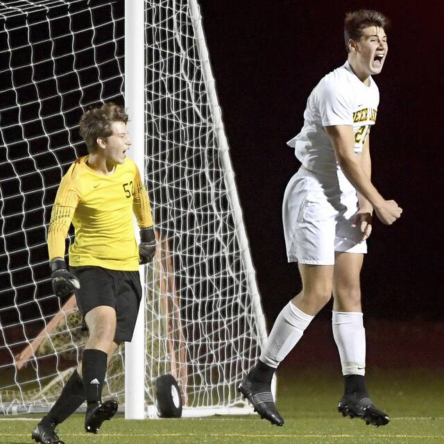 4338837_web1_ptr-HSSNroundup10-101421