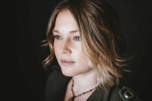 "American Idol" alum Crystal Bowersox will perform at Cindystock 2023.