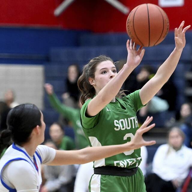 6854622_web1_ptr-HSroundup13-121223