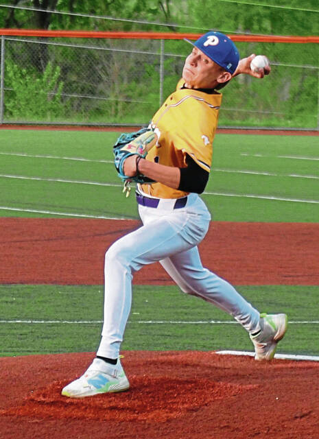 8618244_web1_GTR-HSBB-PLum1-050525