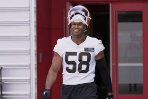 Cleveland Browns linebacker Jordan Hicks