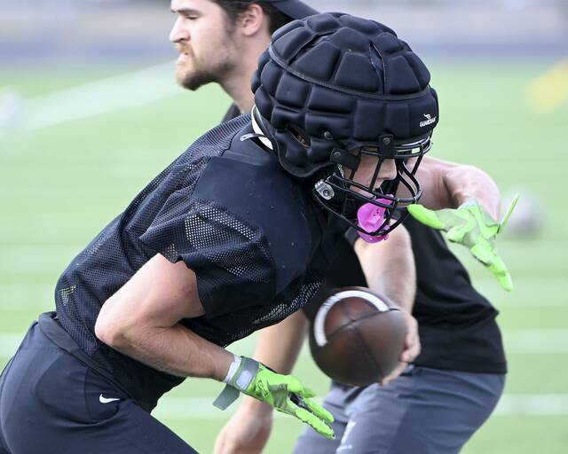 8725243_web1_ptr-FTAB25-QuakerValley-03