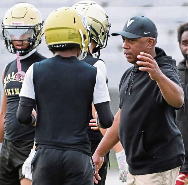 8731151_web1_vnd-Valley02-080125