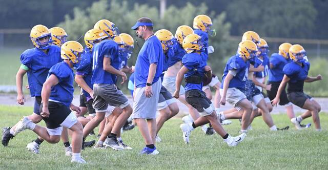 8737511_web1_gtr-Derry01-080725