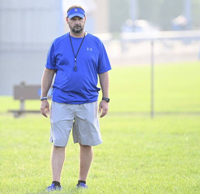 8737511_web1_gtr-Derry04-080725