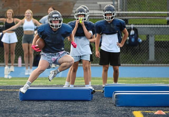 Burrell running back Trey Coury participates in a drill during practice on Thursday, Aug. 7, 2025, at Burrell High School.
