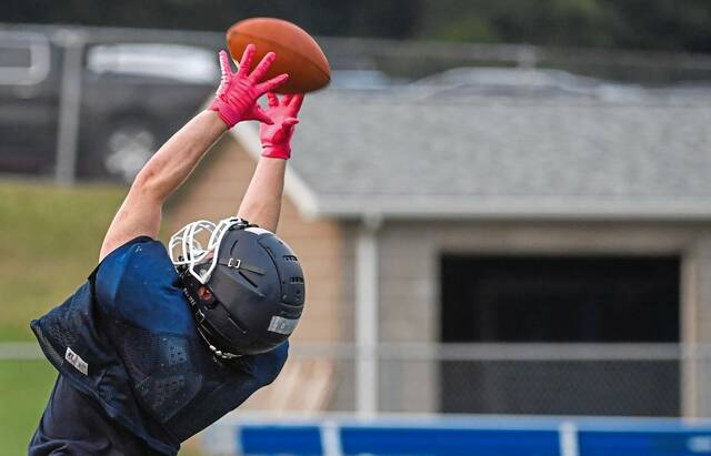 8741371_web1_vnd-BurrellFB15-081725