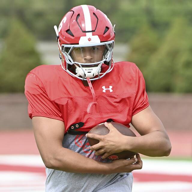 8743238_web1_ptr-FTAB25-Moon-04