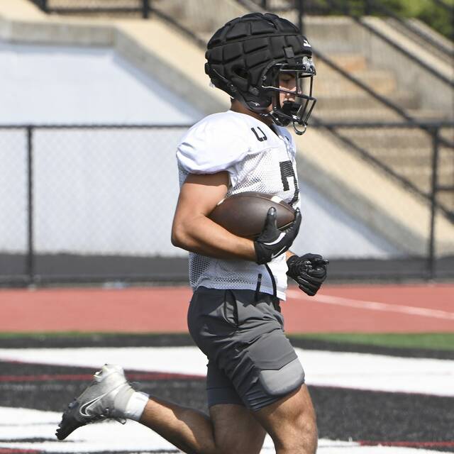 8744233_web1_ptr-FTAB25-UpperStClair-04