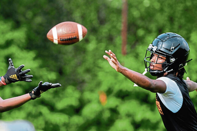 Springdale’s Corey Brooks takes part in a 7-on-7 scrimmage against Summit Academy on July 25, 2025, at Springdale.