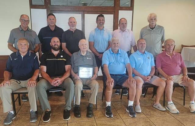 8752822_web1_gtr-PriatkoAward-080925