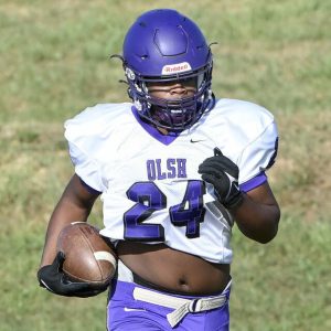 OLSH’s Chris Harris works out during practice on Monday, Aug. 11, 2025, at Youthtowne.