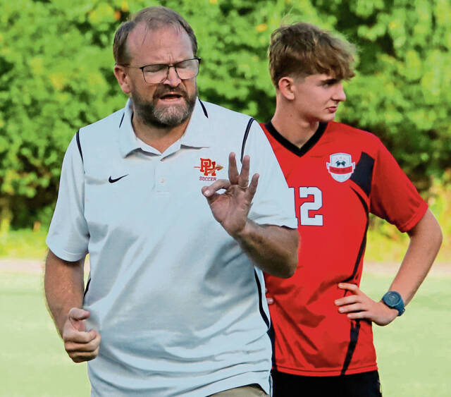 8791529_web1_php-CoachTruman-082825