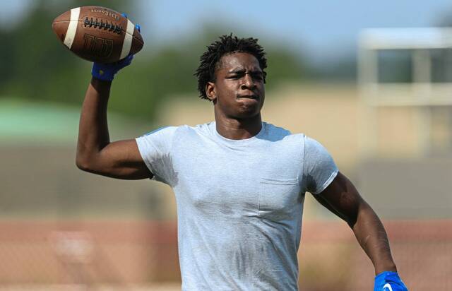 8794176_web1_ptr-McKeesportFB05-081725