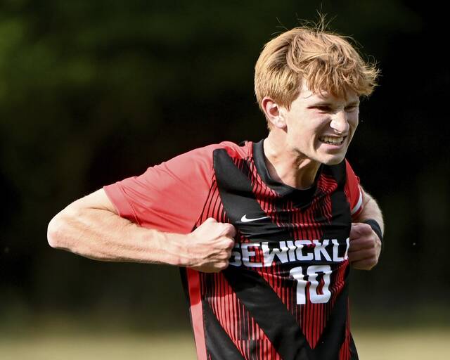 8827974_web1_ptr-HSroundup03-090325