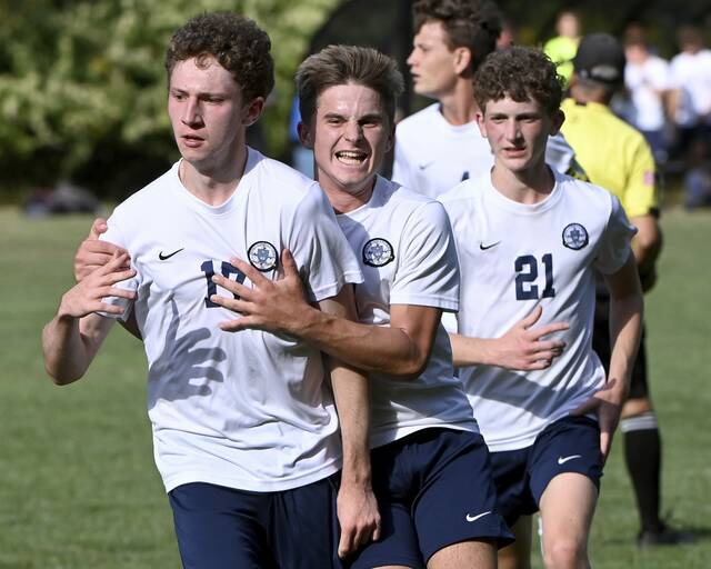 8827974_web1_ptr-HSroundup04-090325