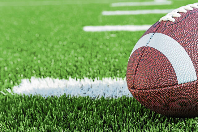 8855902_web1_footballstock16