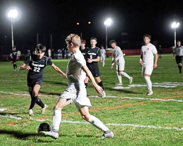 8856171_web1_vnd-SpringRiverbsoc03-091225