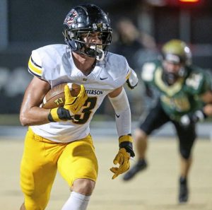 Thomas Jefferson's Dominic Volomino runs after the catch against Belle Vernon on Friday, Sept. 26, 2025.