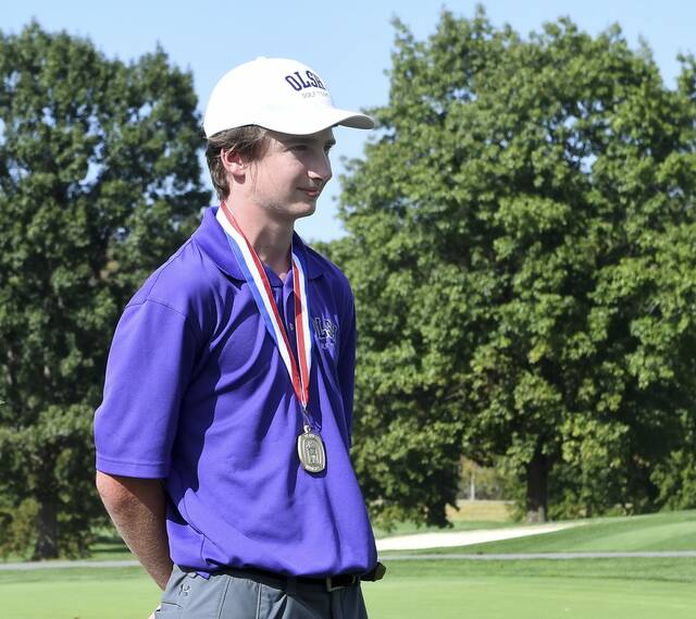 8910938_web1_ptr-WPIAL2Agolf07-100125