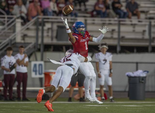 8921624_web1_gtr-GCCJeannette100-100425