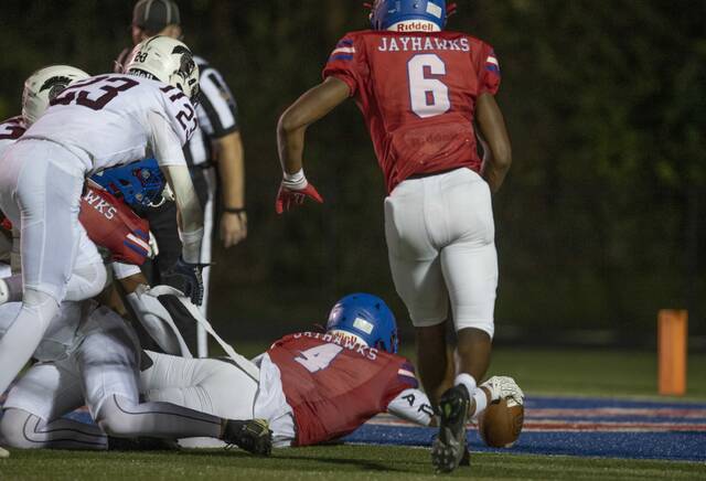 8921624_web1_gtr-GCCJeannette102-100425