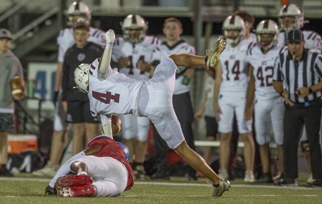 8921624_web1_gtr-GCCJeannette103-100425