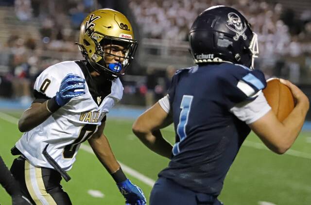 8921649_web1_VND-BurrValley1-100425