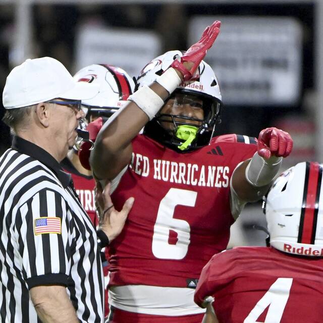 8921658_web1_ptr-MontourNC15-100425