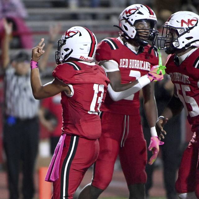 8921658_web1_ptr-MontourNC20-100425