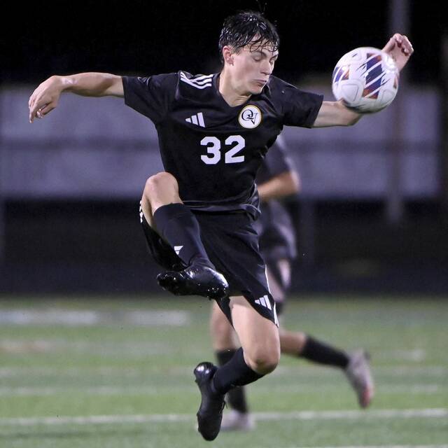 8931703_web1_ptr-QVHopewellbsoc09-100825