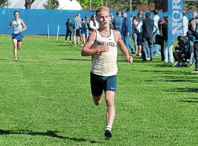 8935191_web1_GTR-HSXC-WCCA6-100825