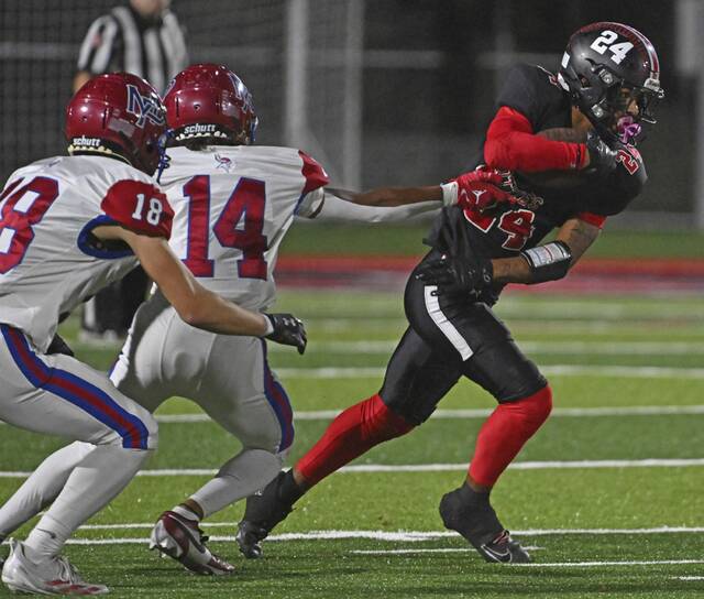 8942515_web1_grtr-SMMP06-101125