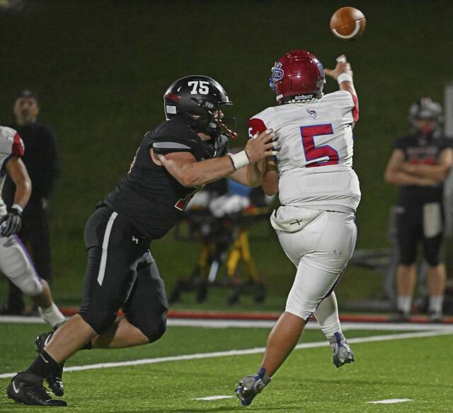 8942515_web1_grtr-SMMP08-101125