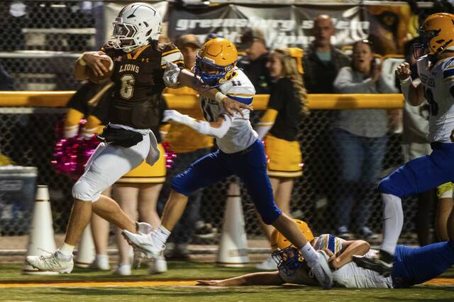 8942526_web1_gtr-DerryGS11-101125