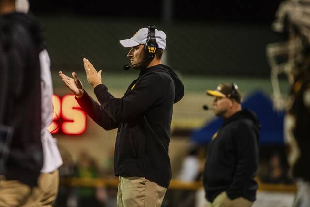 8942526_web1_gtr-DerryGS5-101125