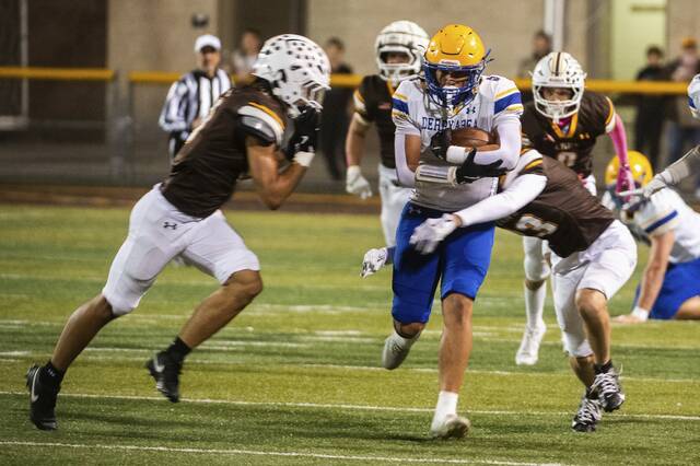 8942526_web1_gtr-DerryGS6-101125