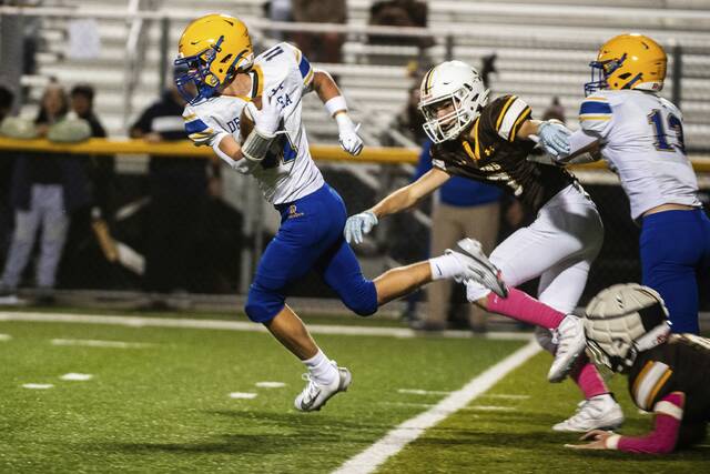 8942526_web1_gtr-DerryGS7-101125